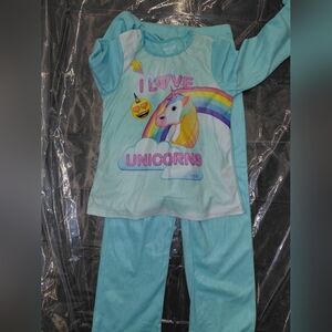 I love unicorns pajamas